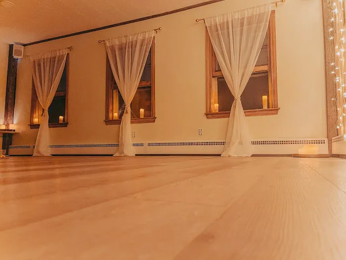 Soulshine Yoga Picture 9