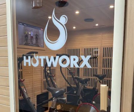 HOTWORX (Shops at Somerset)
