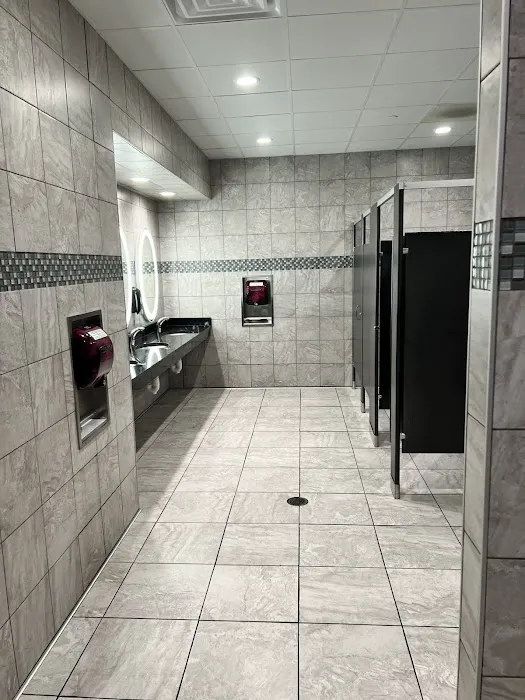 Planet Fitness Picture 2