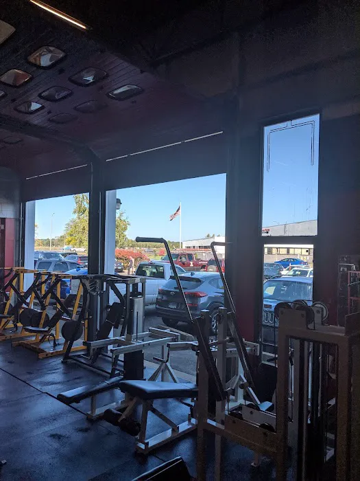 Powerhouse Gym Picture 2