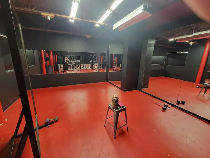 Powerhouse Gym Picture 8
