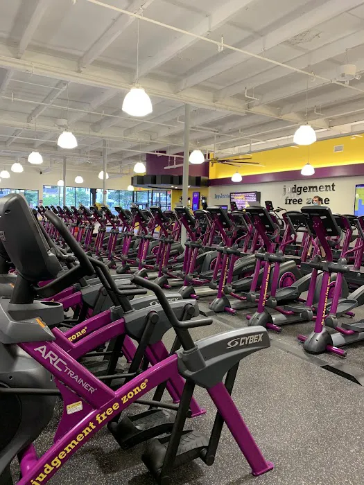 Planet Fitness Picture 2