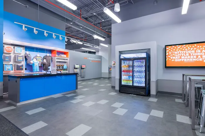 Blink Fitness Riverdale Picture 5