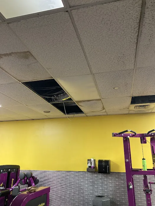 Planet Fitness Picture 9