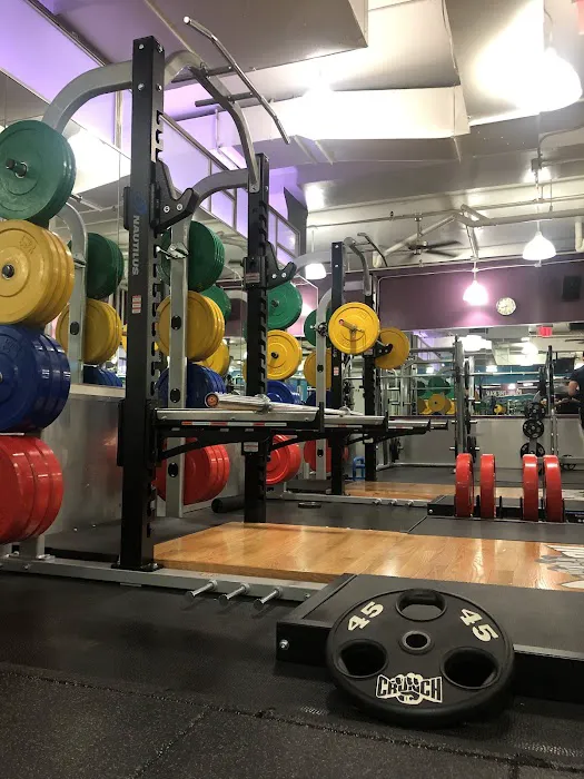 Crunch Fitness - 54th Street Picture 4