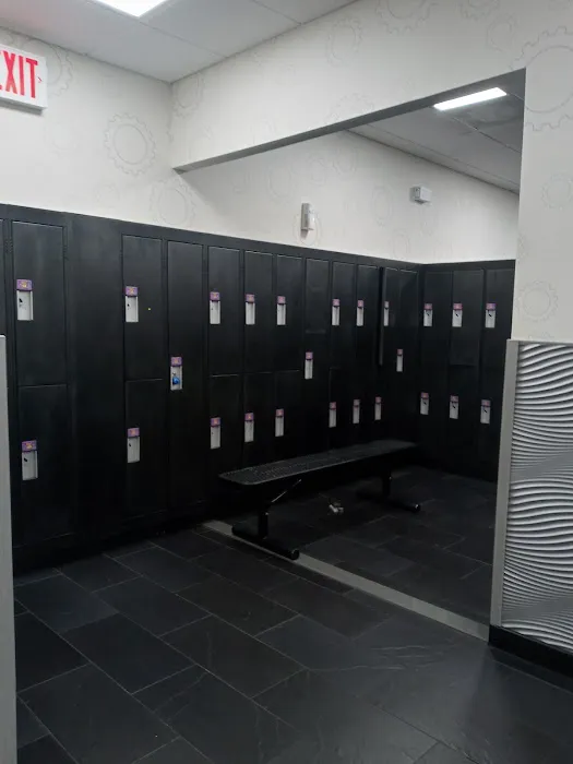 Planet Fitness Picture 2