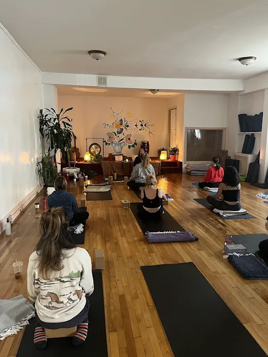 Daya Yoga Studio Ridgewood Picture 3