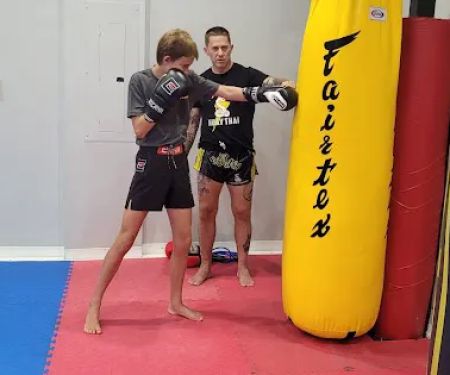 10 Kicks Muay Thai