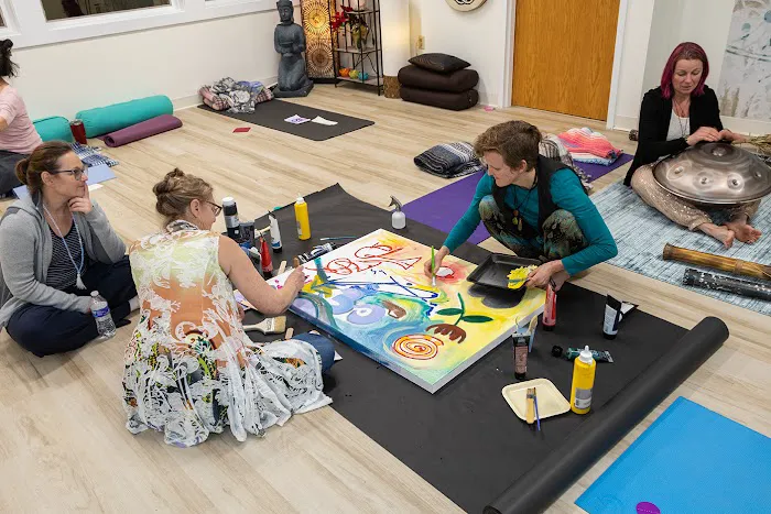 Studio D Yoga Picture 7