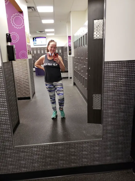 Planet Fitness Picture 7