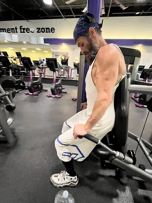 Planet Fitness Picture 6