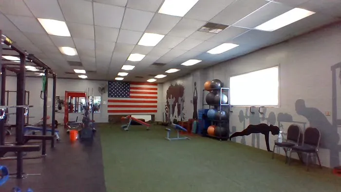 Iron Eagle Fitness 24/7 Picture 6