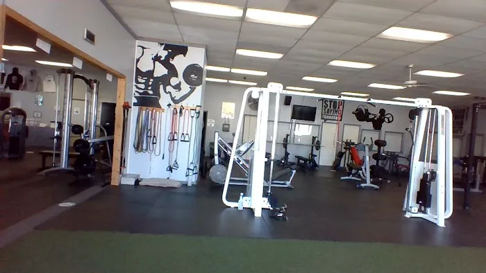 Iron Eagle Fitness 24/7 Picture 7