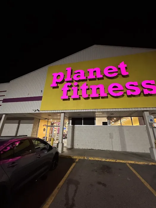 Planet Fitness Picture 1