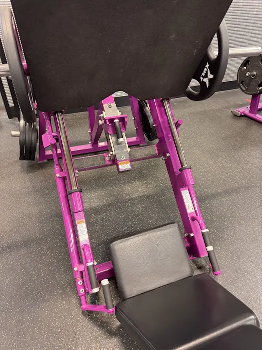Planet Fitness Picture 10