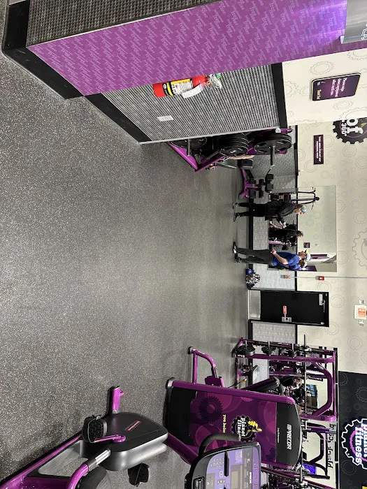 Planet Fitness Picture 10