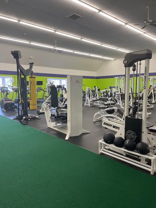 Workout 24/7 Fitness Center Picture 5