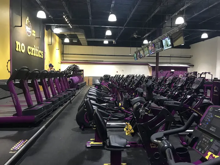 Planet Fitness Picture 4