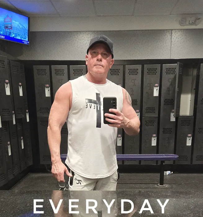 Planet Fitness Picture 5