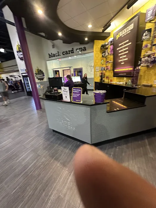 Planet Fitness Picture 8