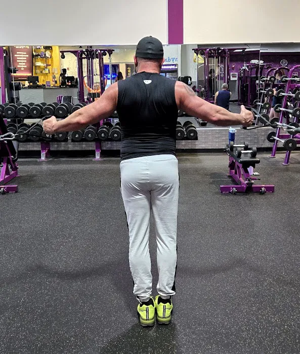 Planet Fitness Picture 1