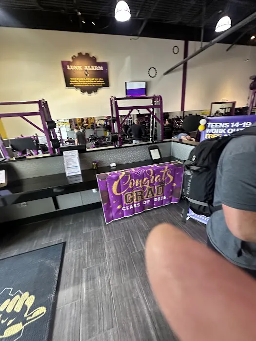Planet Fitness Picture 9