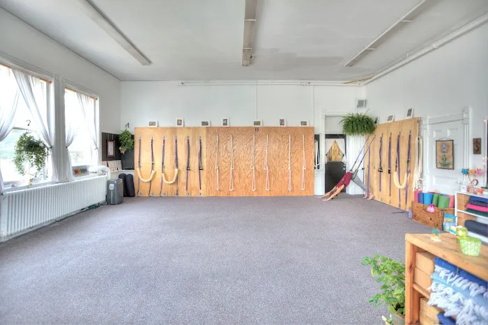 Eden Yoga Picture 2