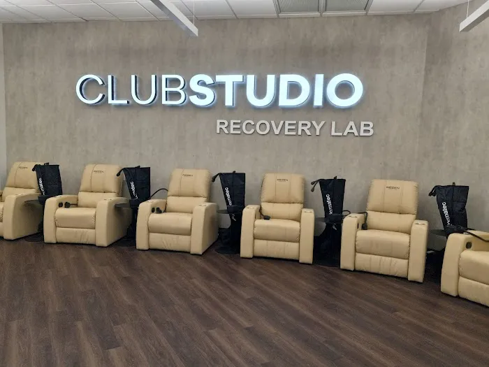 Club Studio Picture 7