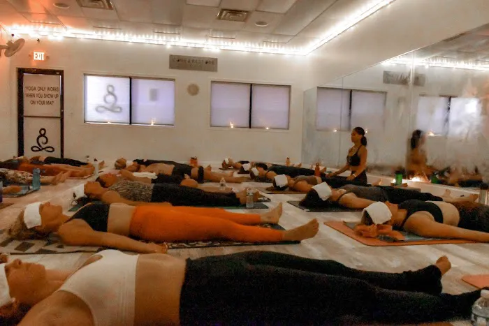 Core & Restore Yoga Picture 6