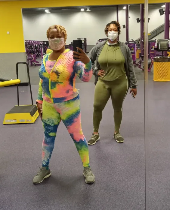 Planet Fitness Picture 2