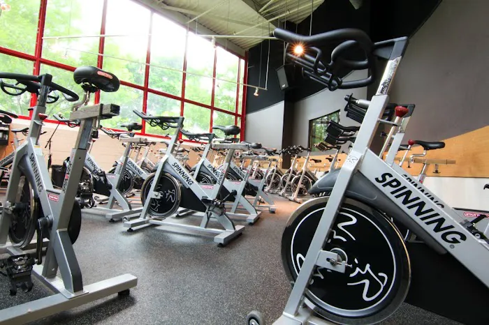 The Edge Fitness Clubs Picture 2