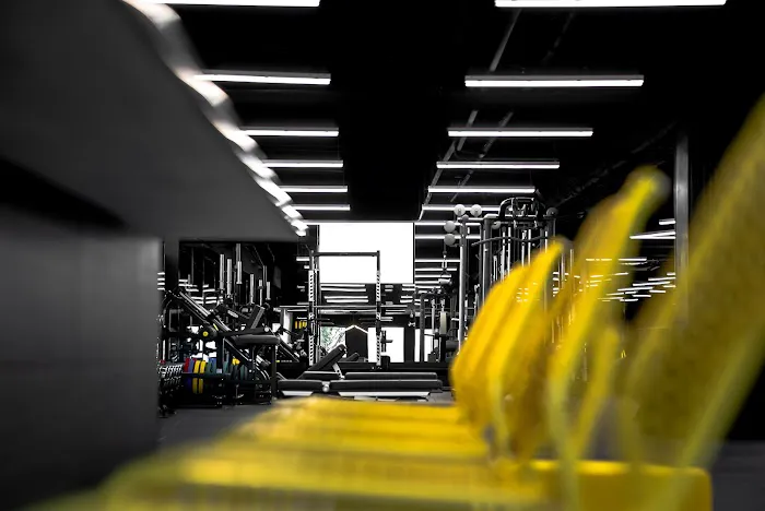 Madison Ave Strength Lab Picture 8