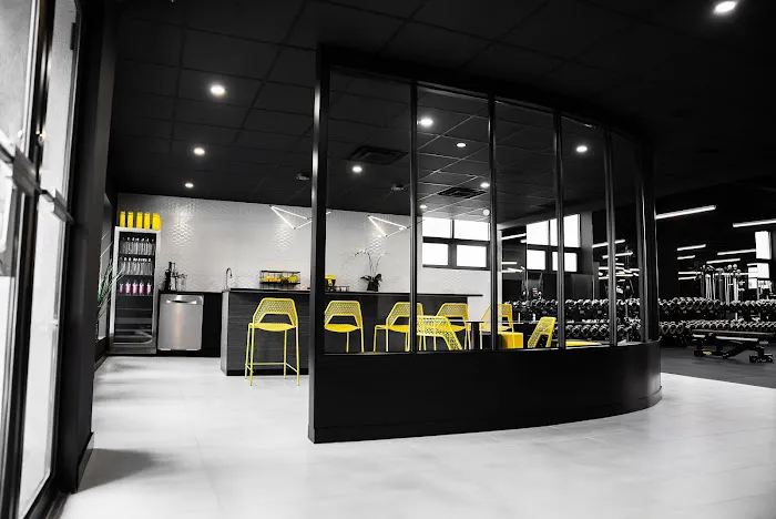 Madison Ave Strength Lab Picture 6