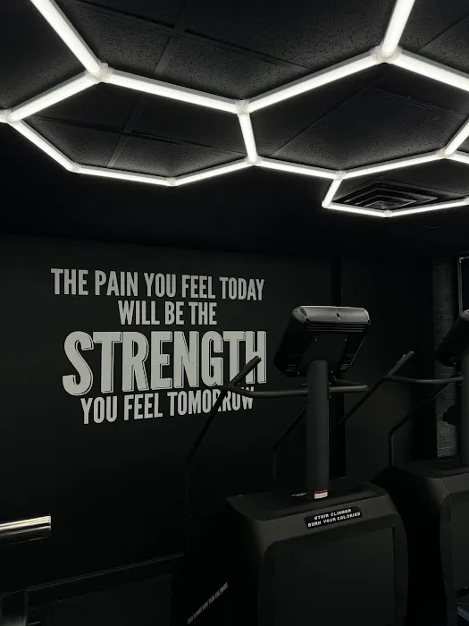GENPT STUDIOS Picture 9