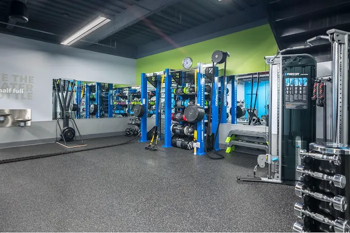 Blink Fitness Bedford Park Picture 3