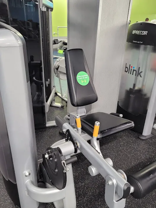 Blink Fitness Bedford Park Picture 8