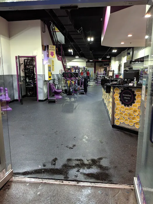 Planet Fitness Picture 5