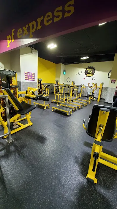 Planet Fitness Picture 9