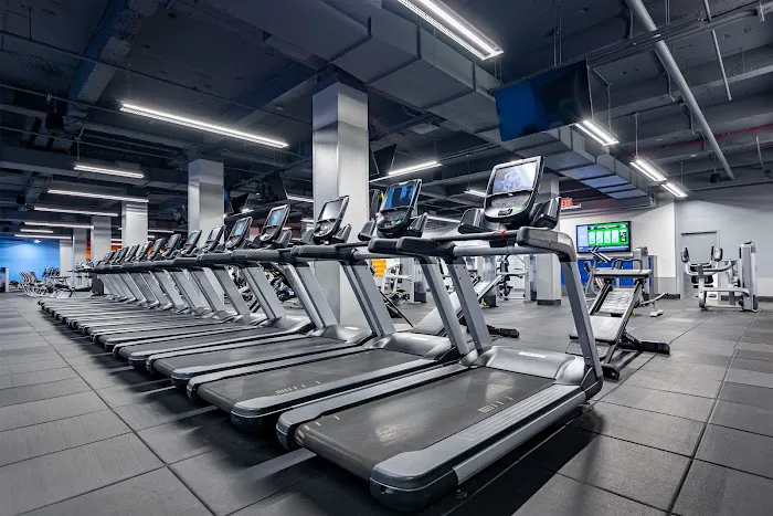 Blink Fitness West Fordham Picture 1
