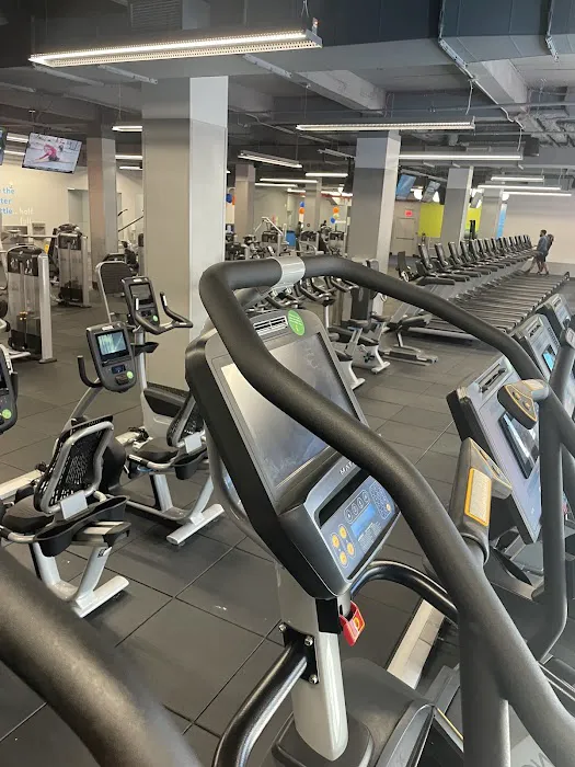 Blink Fitness West Fordham Picture 9