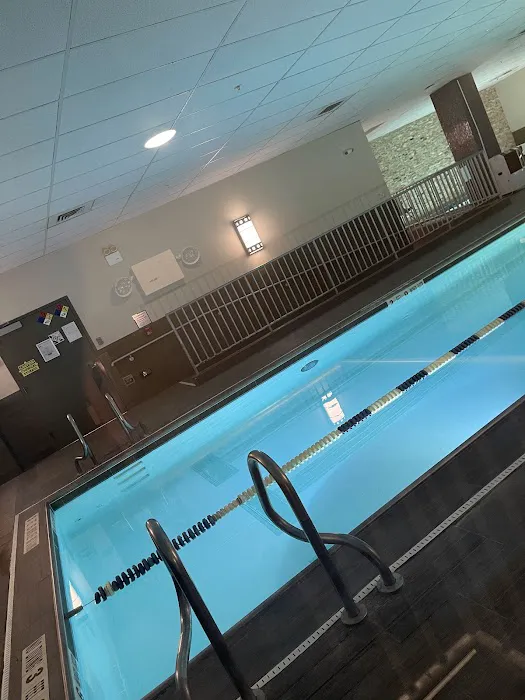 LA Fitness Picture 9