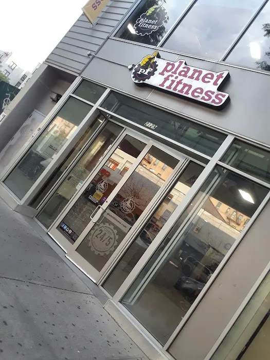 Planet Fitness Picture 2