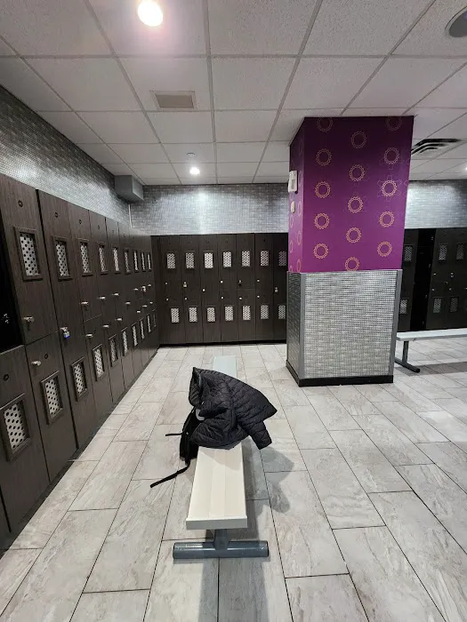 Planet Fitness Picture 8