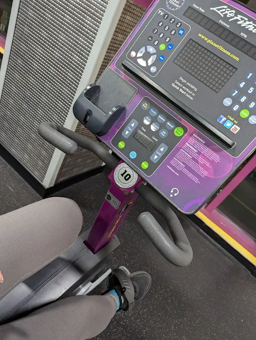 Planet Fitness Picture 1