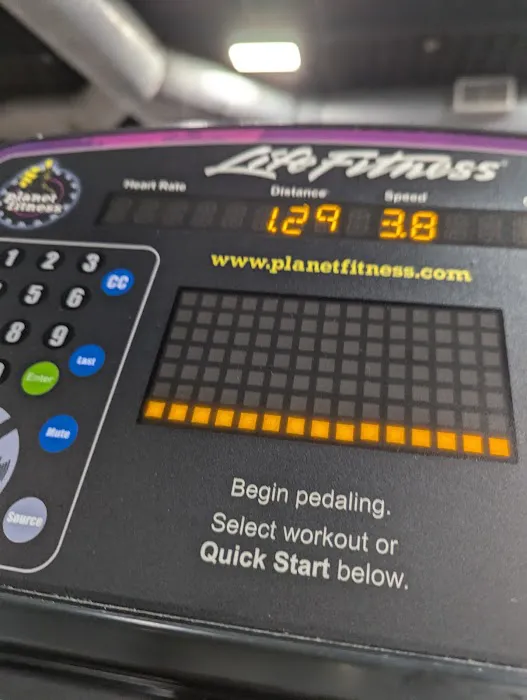 Planet Fitness Picture 2