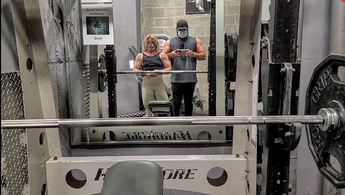Mid City Gym & Tanning Picture 3