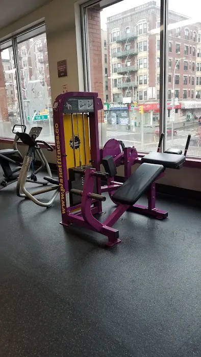 Planet Fitness Picture 6
