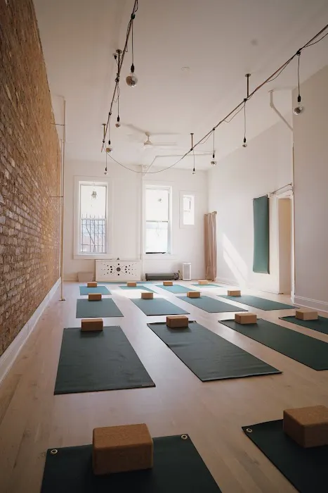 Sarai Yoga Picture 6