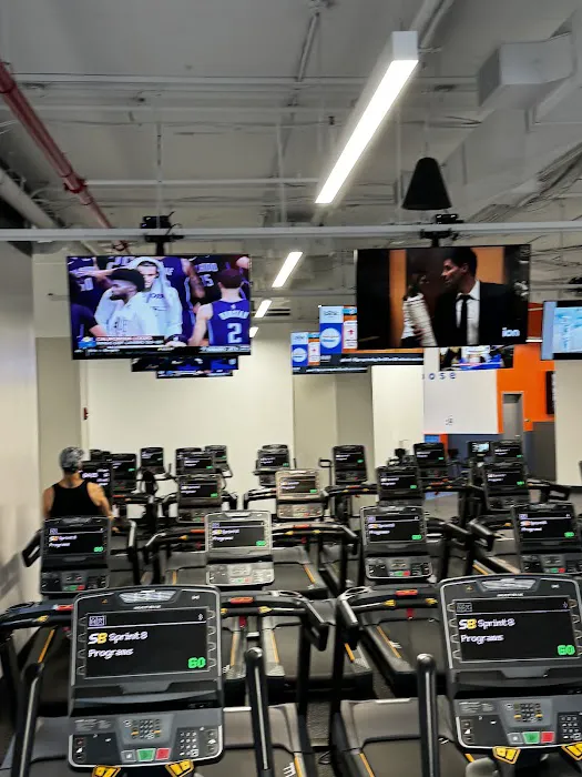 Blink Fitness Stuy Heights Picture 1