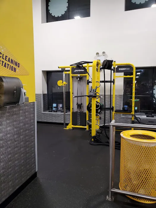 Planet Fitness Picture 5
